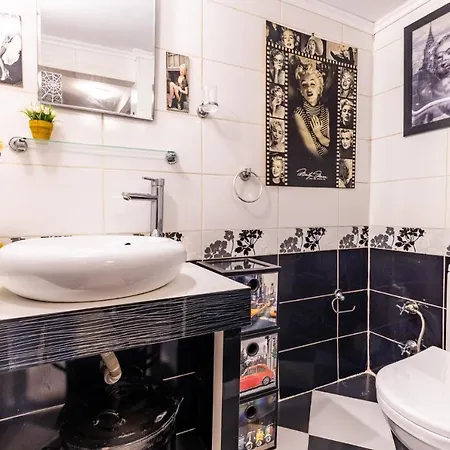 شقة Stylish And Cozy In Beyoglu اسطنبول